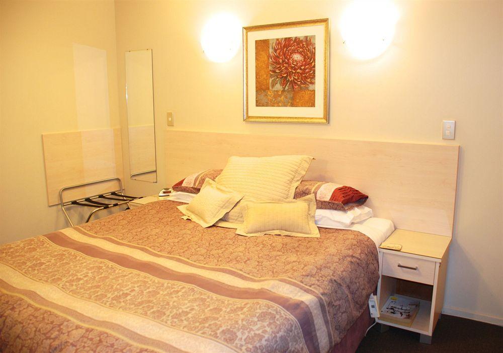 כרייסטצ'רץ' 166 Majestic Court Motel מראה חיצוני תמונה